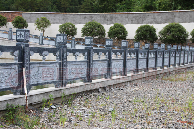 青石磨光石栏杆景区河道花岗岩护栏3.jpg